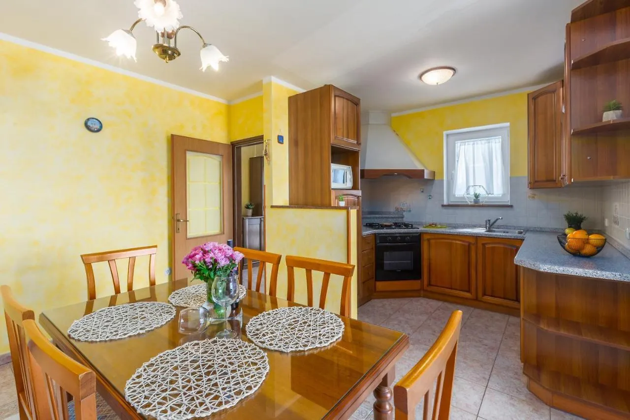 Apartments Residence Radovan 1
